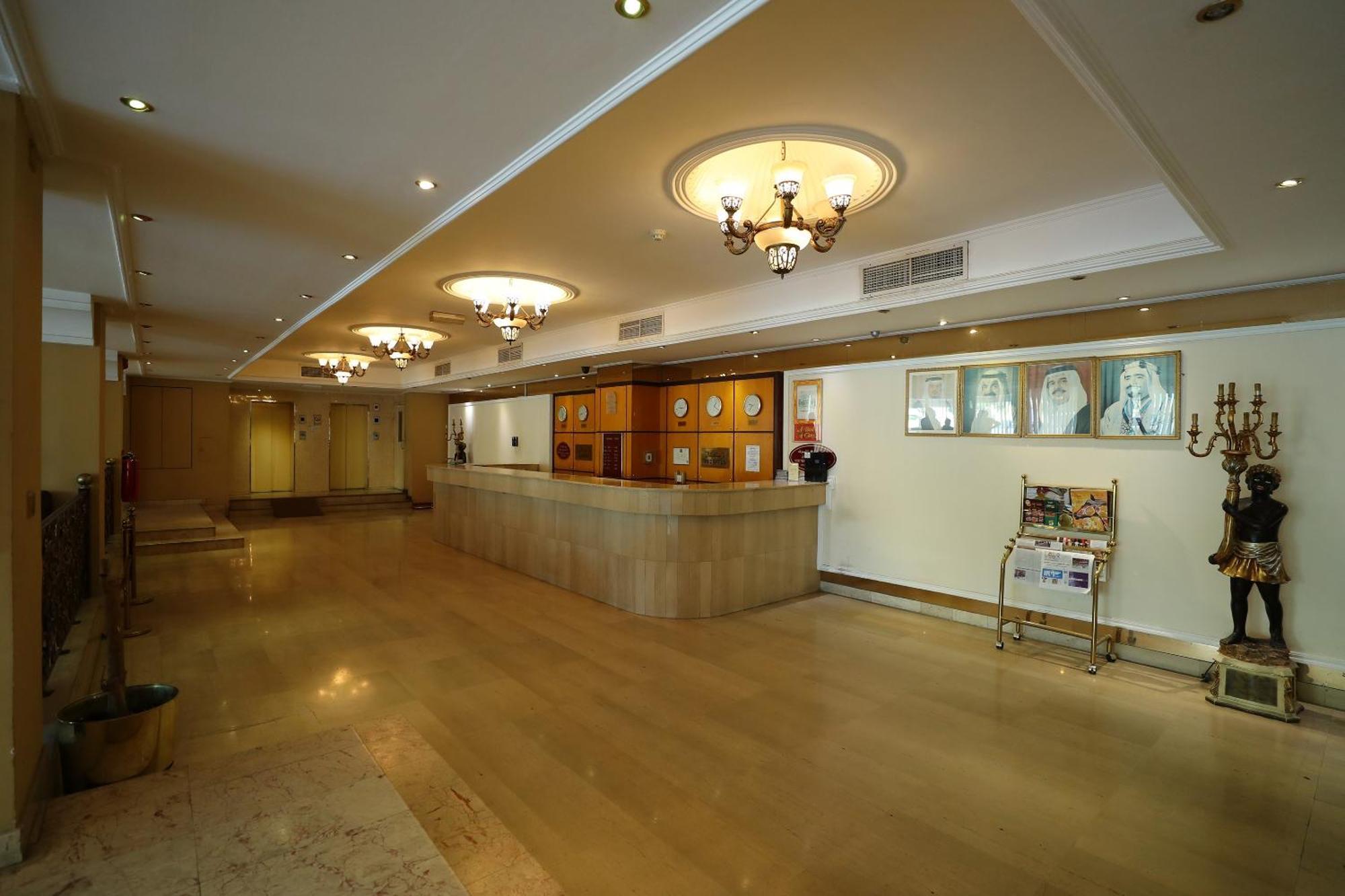 Oyo 112 Semiramis Hotel Манама Экстерьер фото